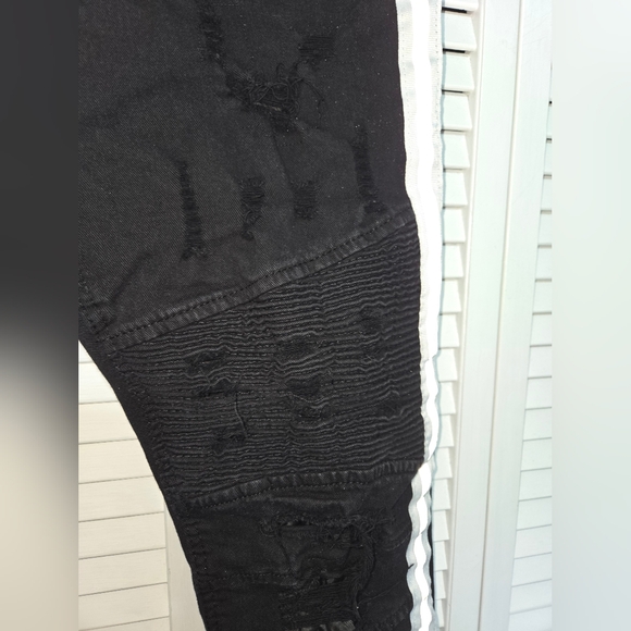 Waimea Men's 36x32 Black Distressed Moto Jeans with Reflective Stripes - Picture 4 of 13